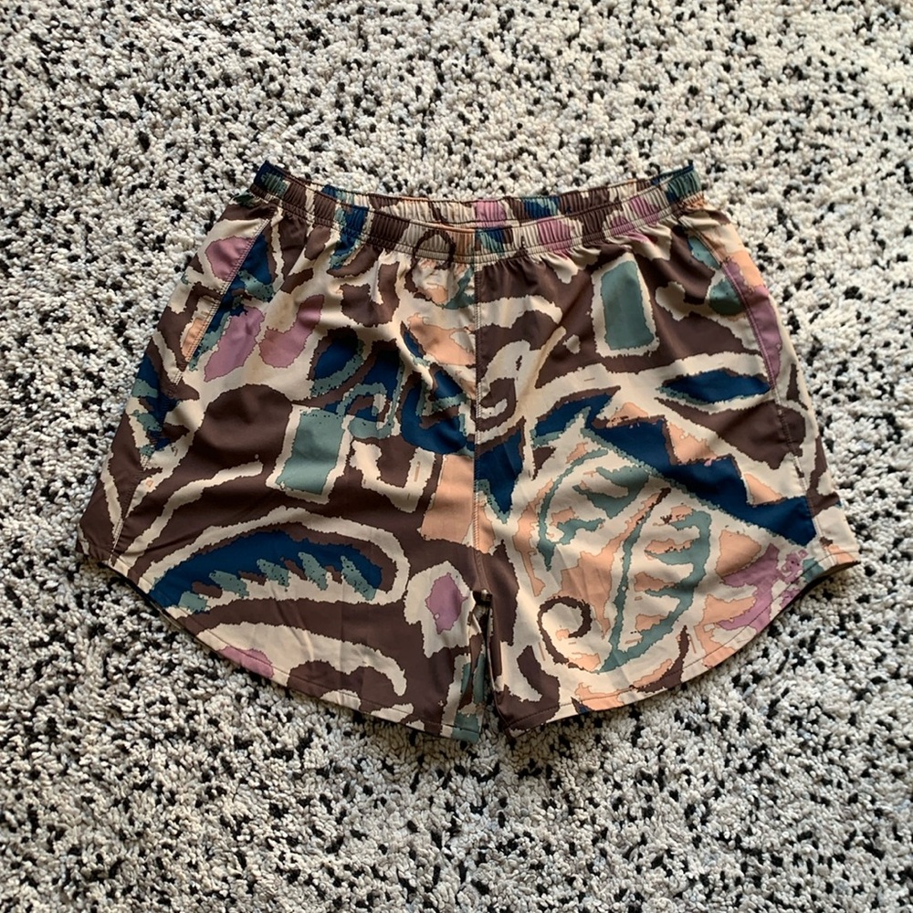 Patagonia Women's Trailfarer Shorts Cone Brown Earth Tones 4.5" Inseam Large